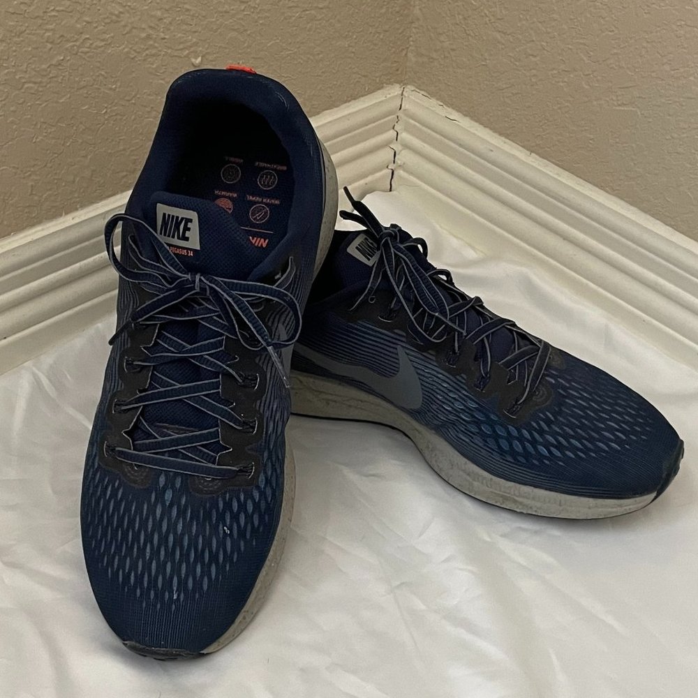 Nike Shield Pegasus 34 Size 10 (no box)